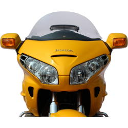 Motocyklowa szyba Flare przyciemniana, z otworem na vent Honda Gold Wing '01-'17 widok.