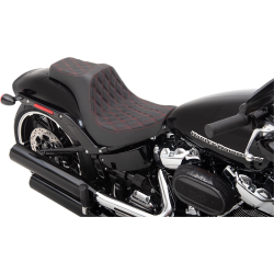 Siedzenie Predator III Harley Softail FXBR/S Breakout M8 18- RED / PE 08021269