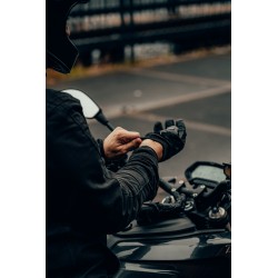 Rękawice motocyklowe dla początkujących: co musisz wiedzieć
