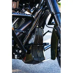 Czarna osłona chłodnicy oleju Harley Davidson Touring / KY-6418 - motocykl