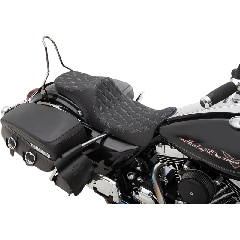 Siedzenie motocyklowe Drag Specialties Predator III 2-UP z podwójnym diamentowym przeszyciem Harley Touring '08- / PE 08011305