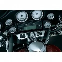 Zbliżenie na chromowaną nakładkę na panel przełączników do Harley Davidson / KY-3783
